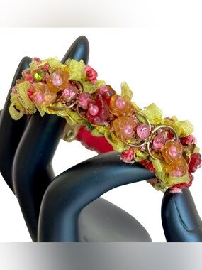 Vintage 1980s Mille Fleur Ribbon Bracelet With Goldtone Push In Clasp